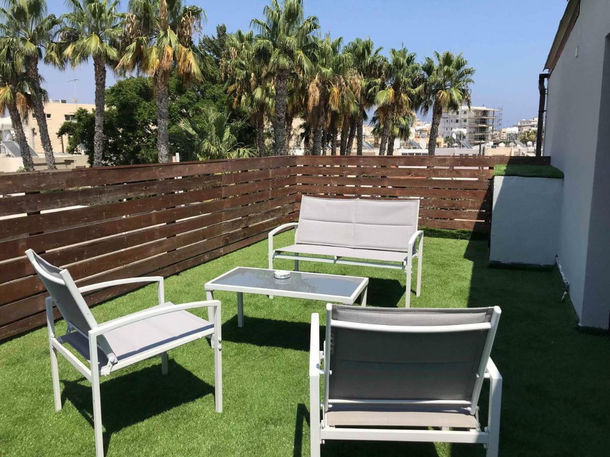 Town Centre Suites Larnaca Exterior foto