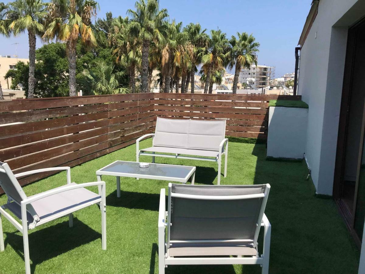 Town Centre Suites Larnaca Exterior foto